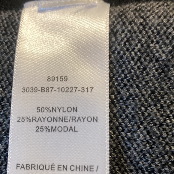 Laura black and gray sweater vest - Picture 5 of 5